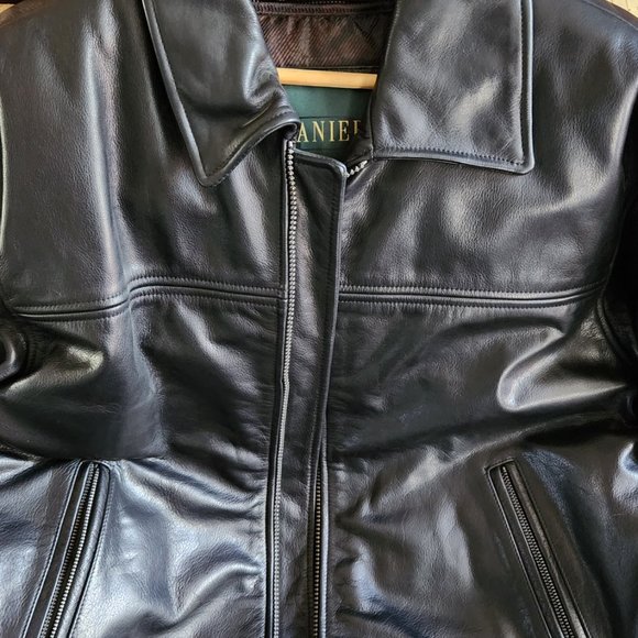 Mens Vintage leather motorcycle jacket with Indian Motorcycle crest - Picture 6 of 6